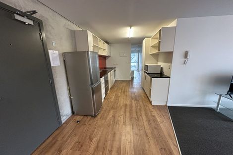 Photo of property in 2 Torrens Terrace, Mount Cook, Wellington, 6011