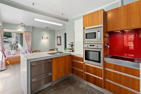 Photo of property in 13 Kotare Street, Waikanae, 5036