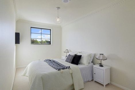Photo of property in 70 Belleview Terrace, Mount Pleasant, Christchurch, 8081