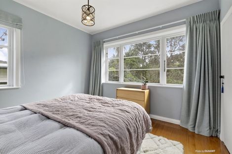 Photo of property in 9 Kaihuia Terrace, Northland, Wellington, 6012