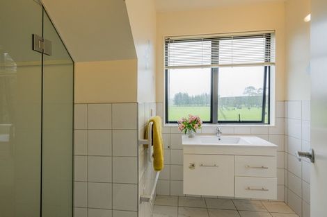 Photo of property in 14 Okarito Avenue, Levin, 5510
