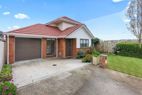 Photo of property in 35 Tarapiroe Avenue, Takanini, 2112