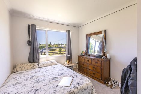 Photo of property in 12 Ross Street, Otane, 4202