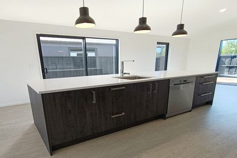 Photo of property in 34 Kiekie Road, Casebrook, 8051