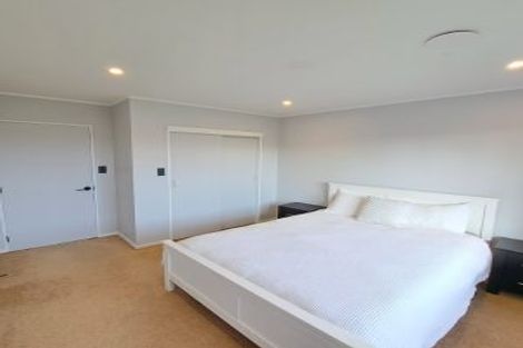 Photo of property in 11 Ballantrae Place, Highlands Park, New Plymouth, 4312