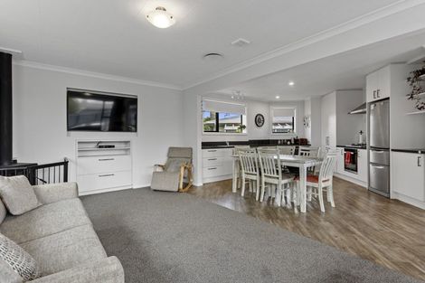 Photo of property in 25 Johns Road, Rangiora, 7400