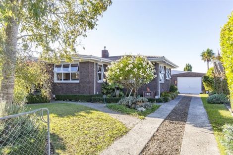 Photo of property in 220 Saint Marys Avenue, Te Awamutu, 3800