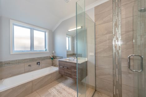 Photo of property in 19 Kowhai Drive, Cambridge, 3434