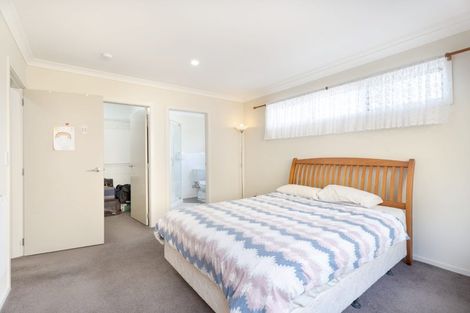 Photo of property in 42 Tongariro Drive, Aotea, Porirua, 5024