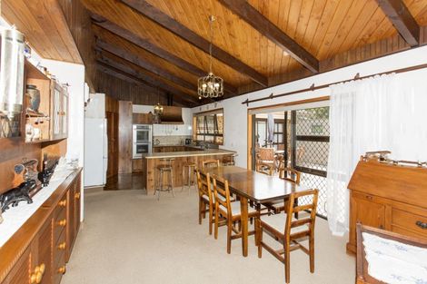 Photo of property in 242 Baylys Coast Road, Dargaville, 0377