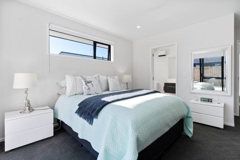 Photo of property in 6 Georgina Beyer Way, Carterton, 5713