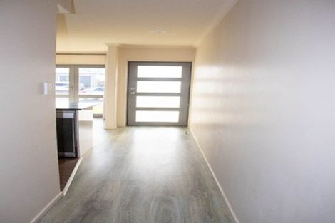 Photo of property in 10 Tribute Loop, Takanini, 2112