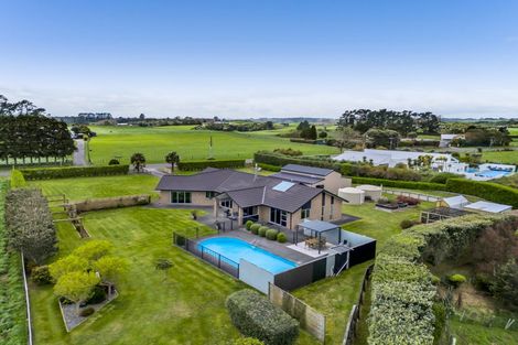 Photo of property in 338 Smart Road, Hillsborough, New Plymouth, 4372