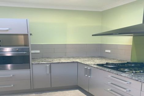 Photo of property in 10 William Street, Marton, 4710