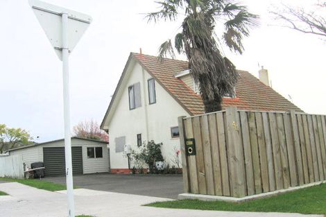 Photo of property in 401 Gloucester Street, Taradale, Napier, 4112