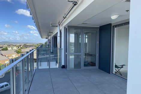 Photo of property in Bella Vista, 3d/84 Gunner Drive, Te Atatu Peninsula, Auckland, 0610