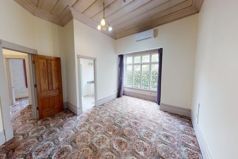 Photo of property in 140 Russell Street, Palmerston North, 4414