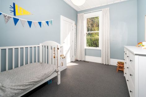 Photo of property in 11 Ardross Avenue, Khandallah, Wellington, 6035
