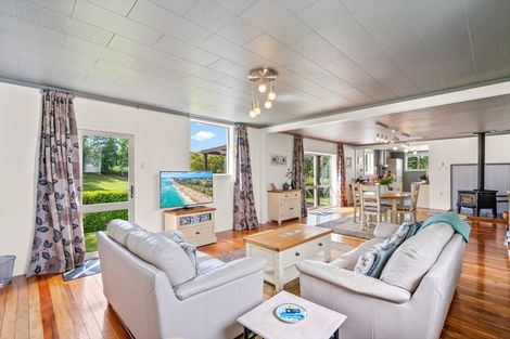 Photo of property in 2268 Ohai Clifden Highway, Orawia, Otautau, 9682