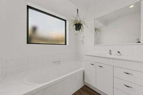 Photo of property in 5 Teal Close, Woolston, Christchurch, 8023