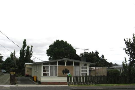Photo of property in 1/222 Birkdale Road, Birkdale, Auckland, 0626