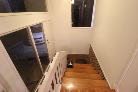 Photo of property in 23 Totara Grove, Hillcrest, Auckland, 0627