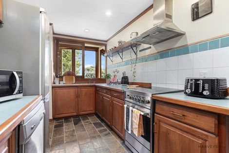 Photo of property in 27 Scenic Drive, Titirangi, Auckland, 0604