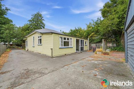 Photo of property in 21 Defoe Place, Waltham, Christchurch, 8023
