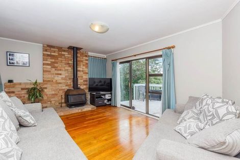Photo of property in 24 Madison Place, Forrest Hill, Auckland, 0620
