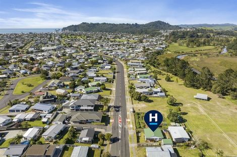 Photo of property in 126a Mayfair Avenue, Whangamata, 3620