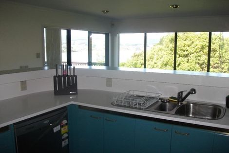 Photo of property in 29 The Crowsnest, Whitby, Porirua, 5024
