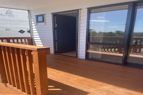 Photo of property in 1 Zion Road, Birkenhead, Auckland, 0626