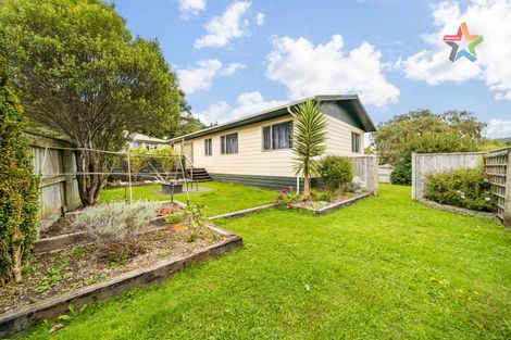 Photo of property in 2/32 Hair Street, Wainuiomata, Lower Hutt, 5014