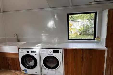 Photo of property in 1/43 Tramway Road, Beach Haven, Auckland, 0626