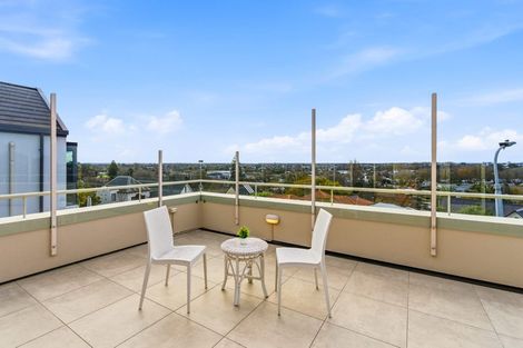 Photo of property in 1/21 Overdale Drive, Cashmere, Christchurch, 8022