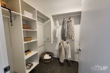 Photo of property in 18 Hema Road, Hobsonville, 0616