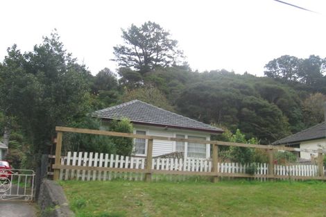 Photo of property in 33 Hair Street, Wainuiomata, Lower Hutt, 5014
