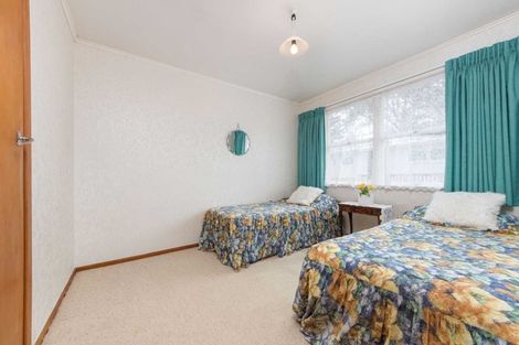 Photo of property in 40 Lowtherhurst Road, Massey, Auckland, 0614