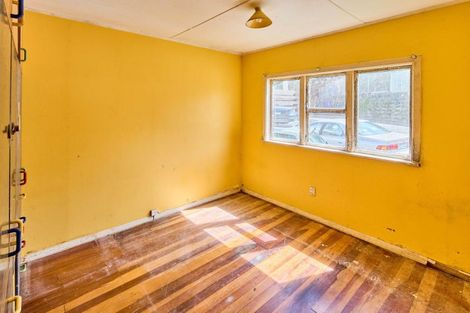 Photo of property in 71 Logie Street, Stokes Valley, Lower Hutt, 5019
