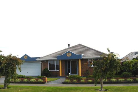 Photo of property in 36 Showgate Avenue, Sockburn, Christchurch, 8042