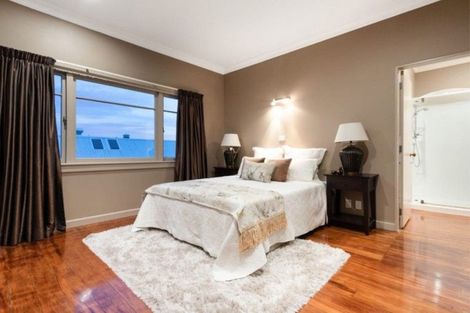 Photo of property in 37 Burrows Street, Tauranga South, Tauranga, 3112