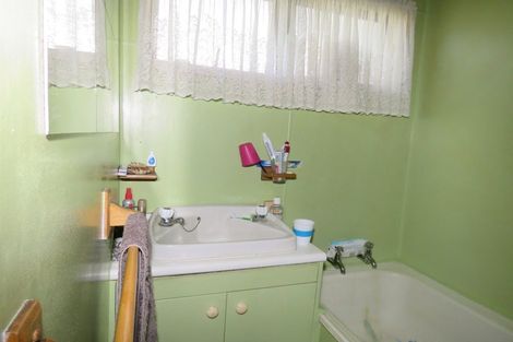 Photo of property in 131 Queen Street, Westport, 7825