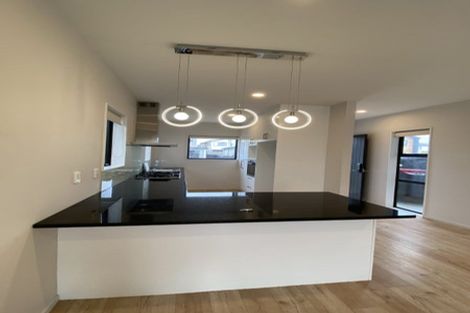 Photo of property in 30 Toanui Road, Hobsonville, Auckland, 0616