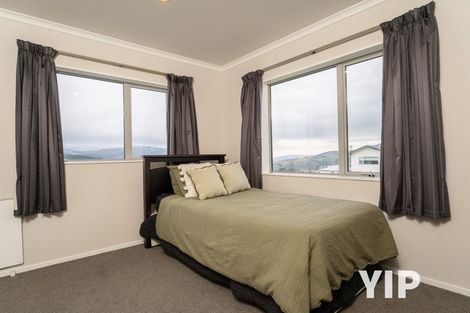Photo of property in 16 Havana Rise, Grenada Village, Wellington, 6037