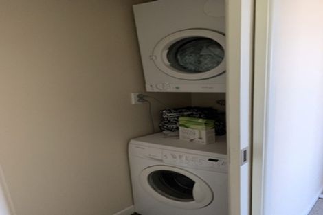 Photo of property in 4 Ingestre Street, Brooklyn, Wellington, 6021