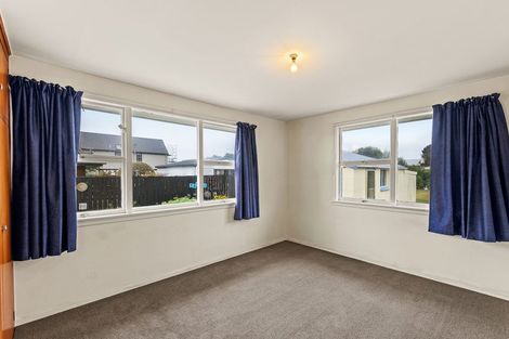 Photo of property in 23 Inwoods Road, Parklands, Christchurch, 8083