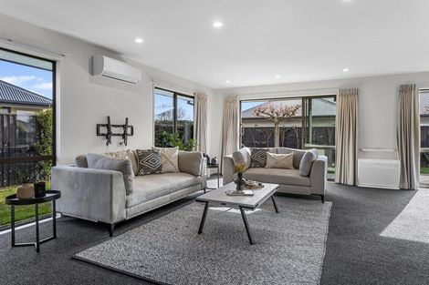 Photo of property in 19 Epsom Drive, Rangiora, 7400