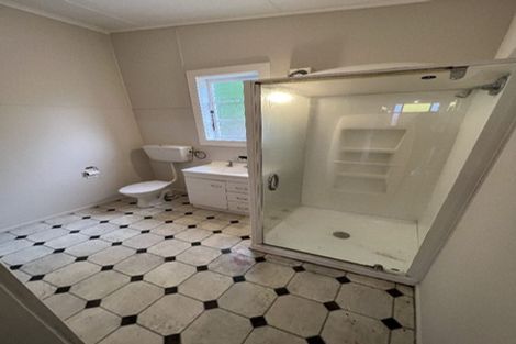 Photo of property in 92 Rolleston Street, Mount Cook, Wellington, 6021