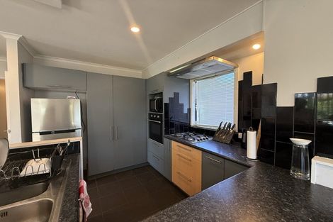 Photo of property in 456a West Coast Road, Glen Eden, Auckland, 0602