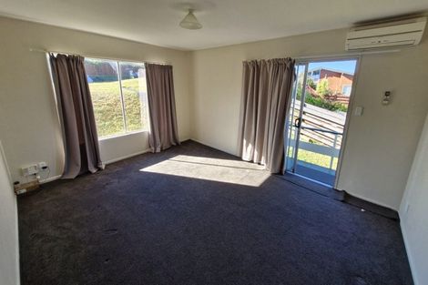 Photo of property in 112 Dowse Drive, Maungaraki, Lower Hutt, 5010